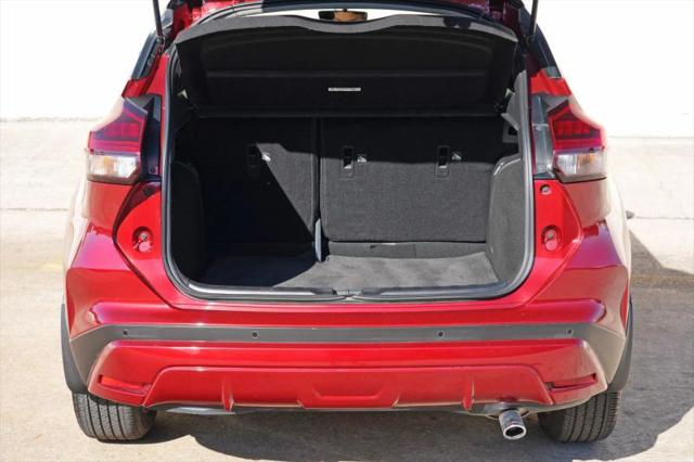 2023 Nissan Kicks SR Xtronic CVT