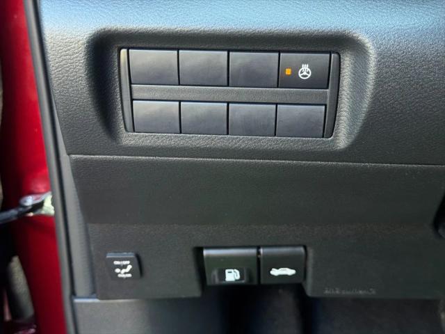 2023 Nissan Kicks SR Xtronic CVT