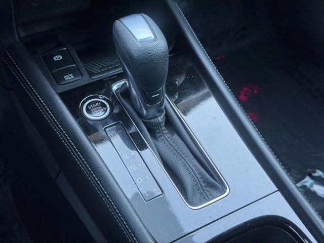 2023 Nissan Kicks SR Xtronic CVT