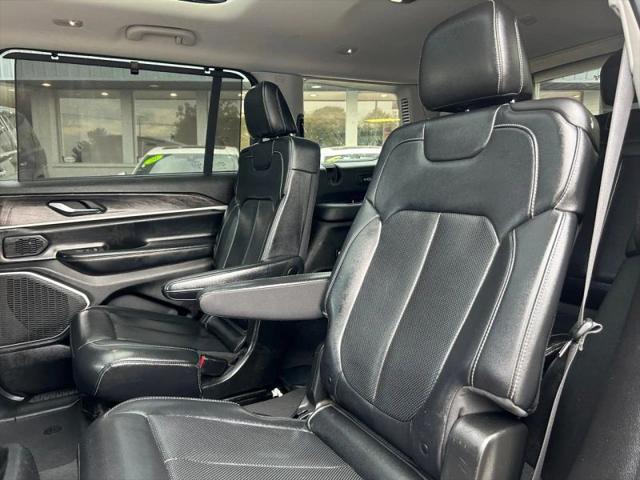 2022 Jeep Grand Cherokee L Limited 4x4