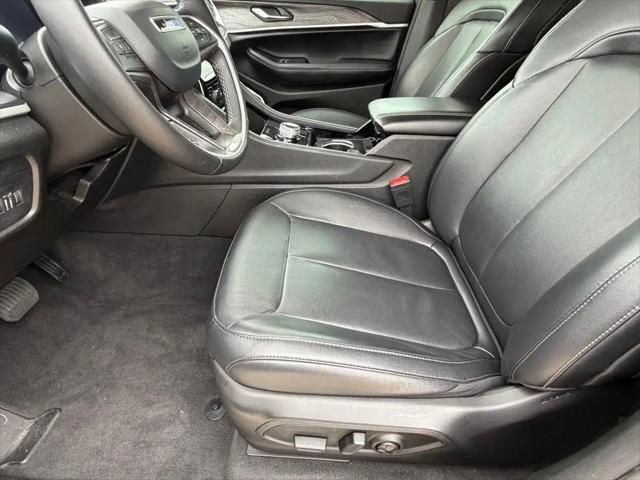 2022 Jeep Grand Cherokee L Limited 4x4