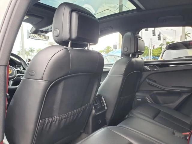 2021 Porsche Macan S