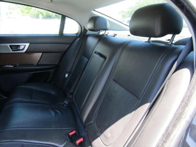 2014 Jaguar XF I4 T