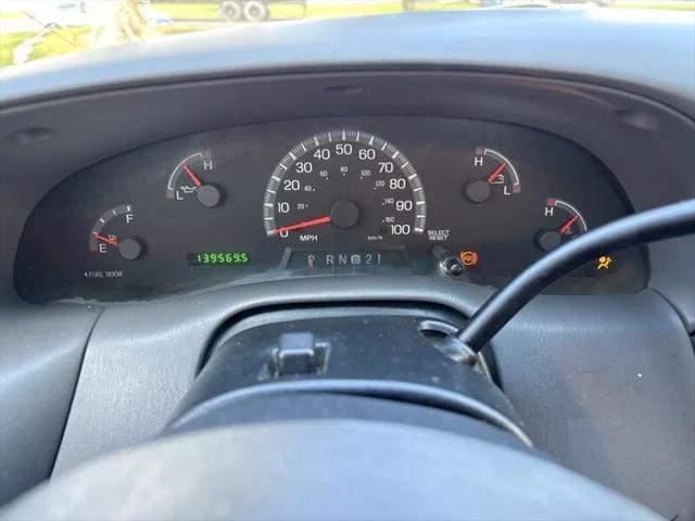 2002 Ford F-150 Lightning