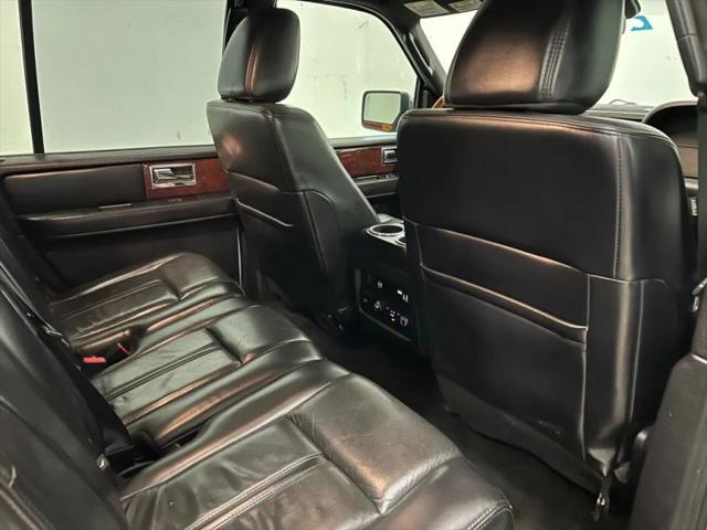 2017 Lincoln Navigator Select