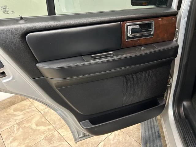 2017 Lincoln Navigator Select