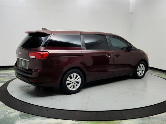 2015 Kia Sedona LX