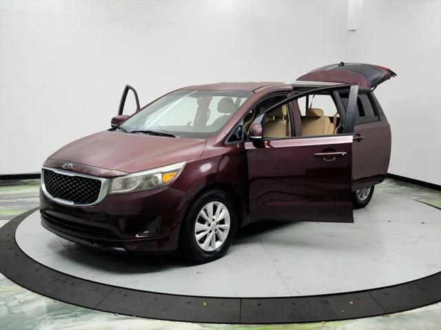 2015 Kia Sedona LX