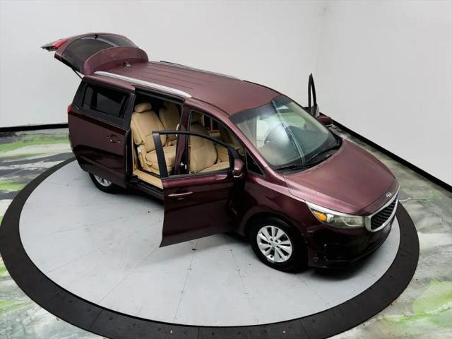 2015 Kia Sedona LX