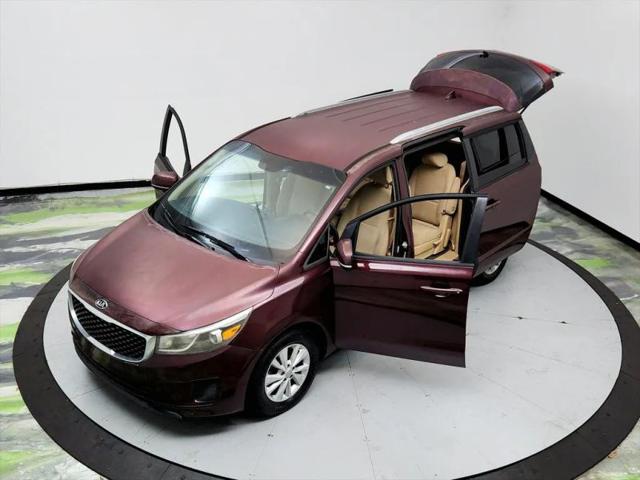 2015 Kia Sedona LX