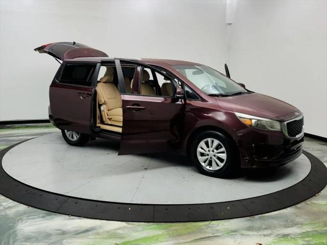 2015 Kia Sedona LX