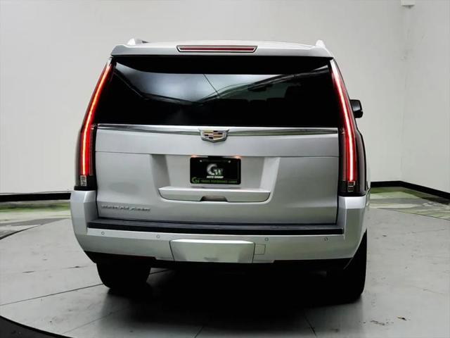 2019 Cadillac Escalade Luxury