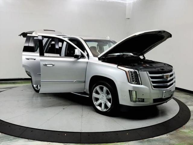 2019 Cadillac Escalade Luxury