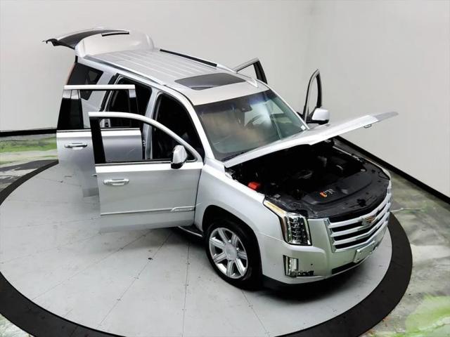 2019 Cadillac Escalade Luxury