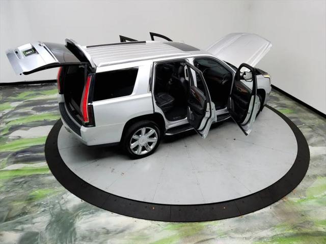 2019 Cadillac Escalade Luxury