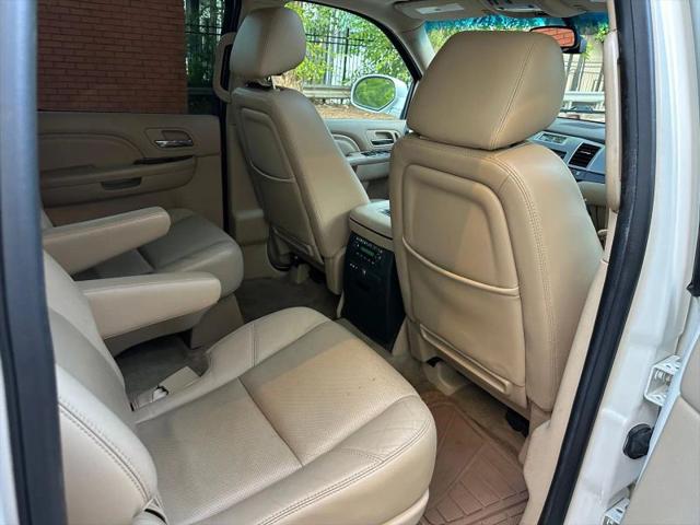 2014 Cadillac Escalade ESV Luxury
