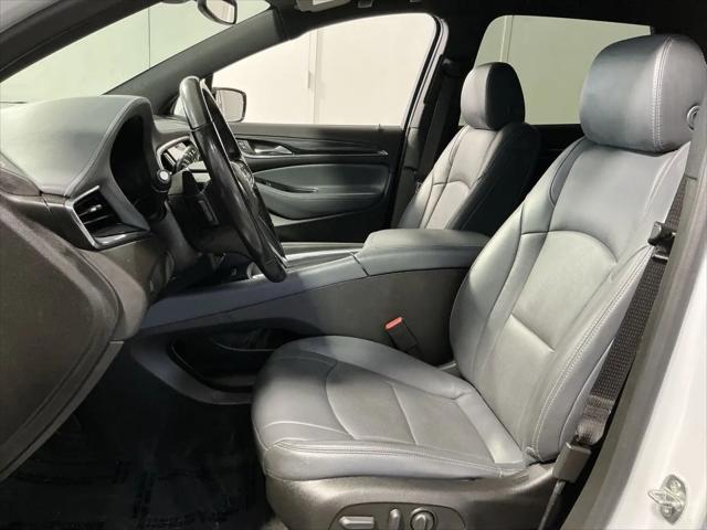 2023 Buick Enclave Essence AWD