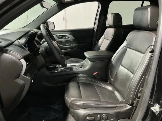 2022 Chevrolet Traverse AWD LT Leather