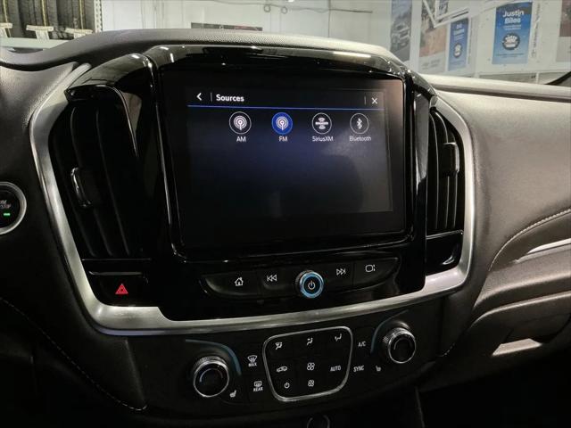 2022 Chevrolet Traverse AWD LT Leather