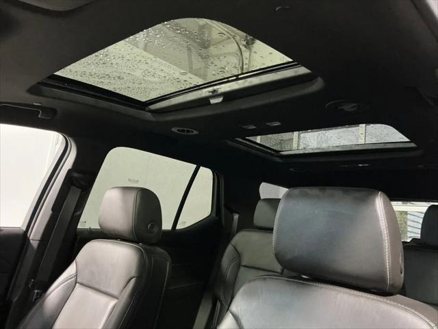 2022 Chevrolet Traverse AWD LT Leather