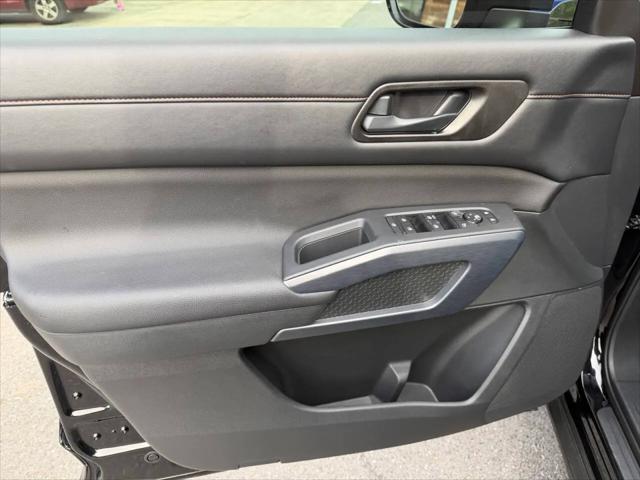 2025 Nissan Pathfinder Rock Creek 4WD
