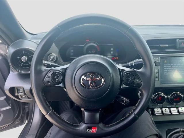 2024 Toyota GR86 Premium