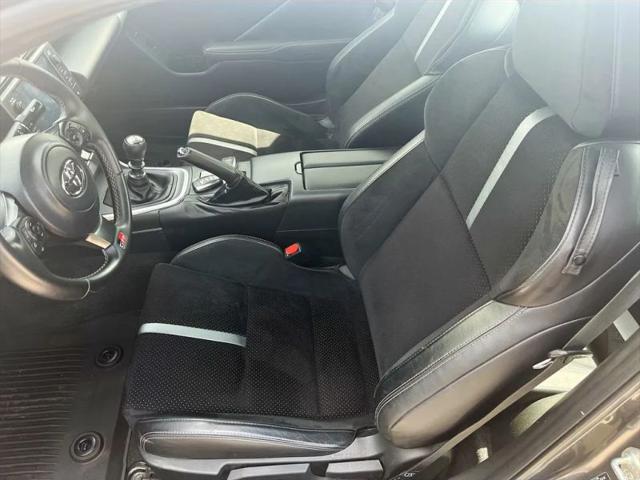 2024 Toyota GR86 Premium