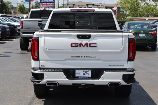 2022 GMC Sierra 1500 4WD Crew Cab Short Box Denali