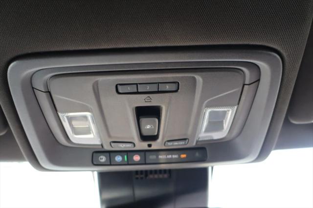 2022 GMC Sierra 1500 4WD Crew Cab Short Box Denali