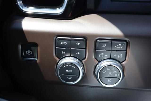 2022 GMC Sierra 1500 4WD Crew Cab Short Box Denali