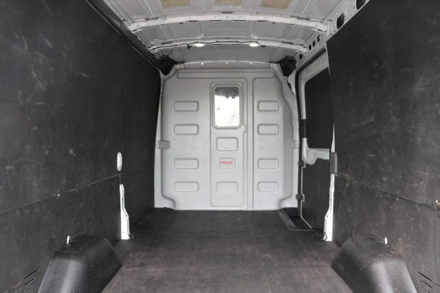 2023 Ford Transit Cargo Van Medium Roof w/LWB
