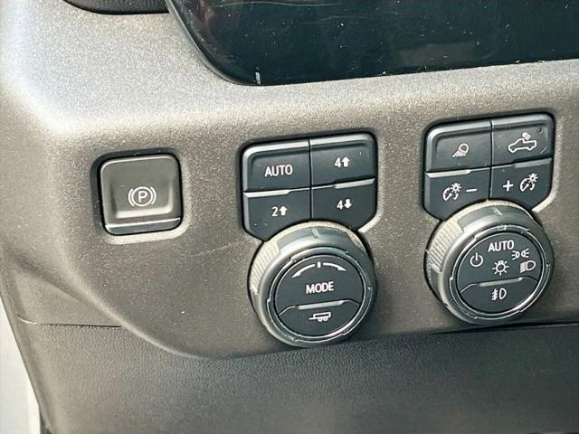 2023 Chevrolet Silverado 1500 4WD Crew Cab Short Bed LT Trail Boss