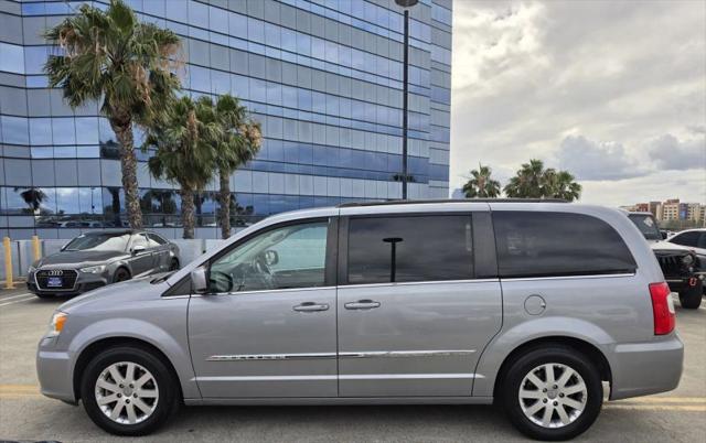 2015 Chrysler Town & Country Touring