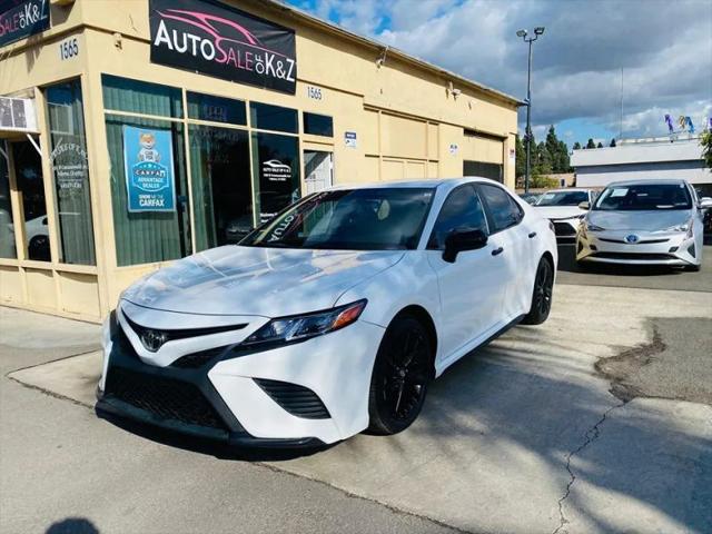 2022 Toyota Camry SE