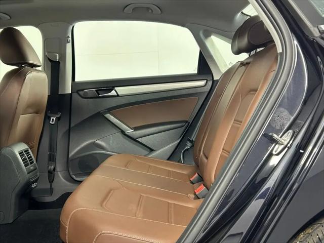 2022 Volkswagen Passat 2.0T SE