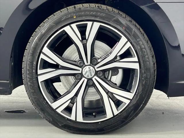 2022 Volkswagen Passat 2.0T SE