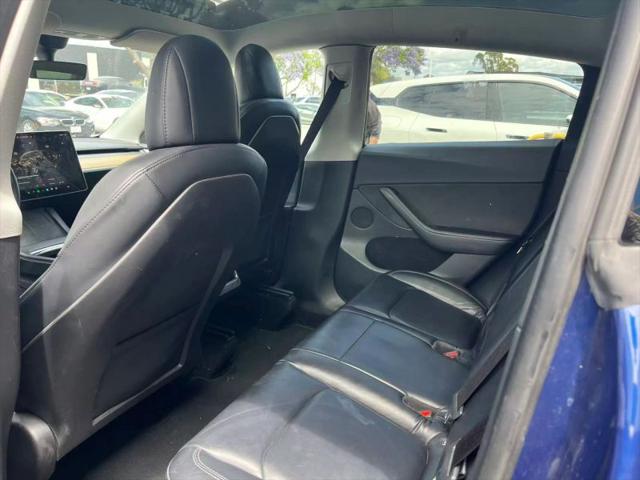 2022 Tesla Model Y Long Range Dual Motor All-Wheel Drive