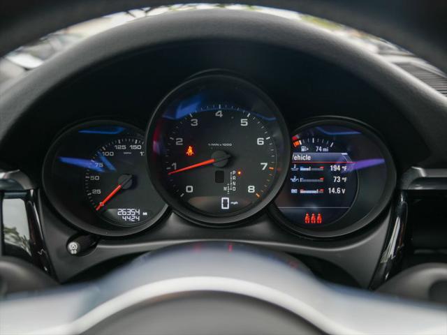 2021 Porsche Macan Base