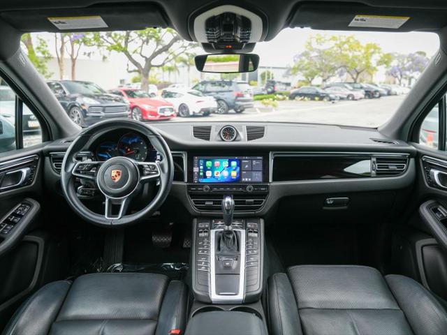 2021 Porsche Macan Base