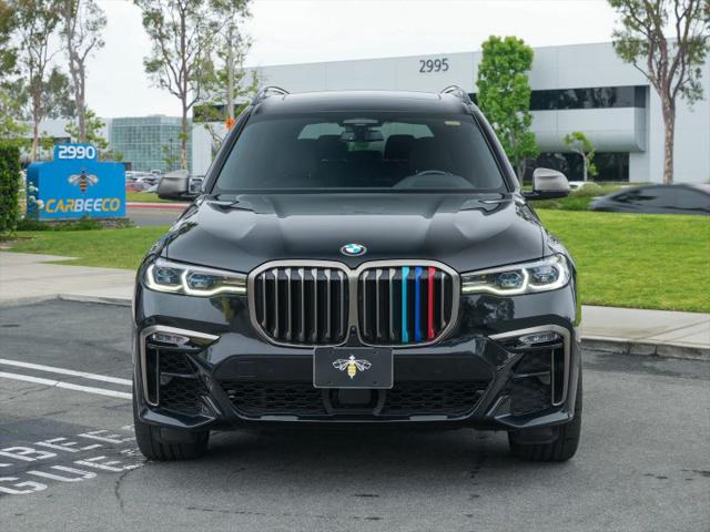 2022 BMW X7 M50i