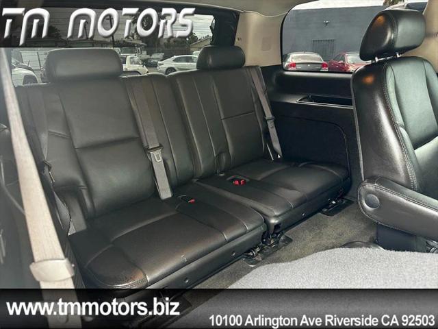2007 Cadillac Escalade Standard