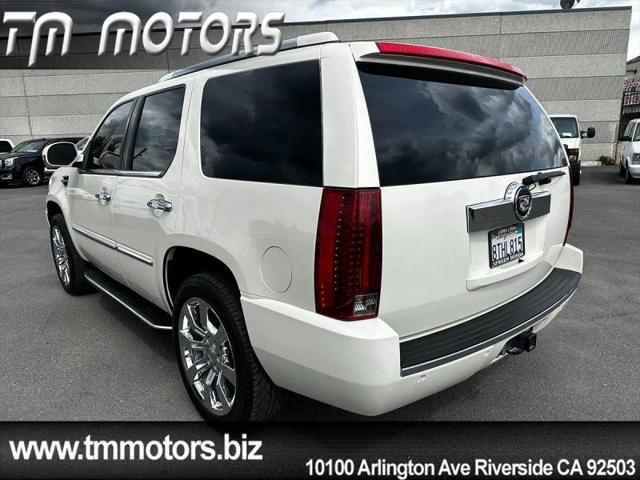 2007 Cadillac Escalade Standard