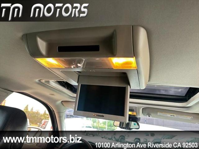 2007 Cadillac Escalade Standard