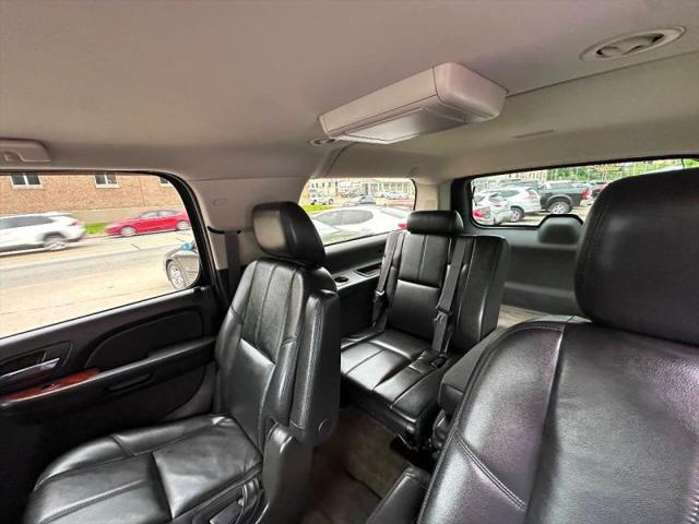 2014 Chevrolet Suburban LT