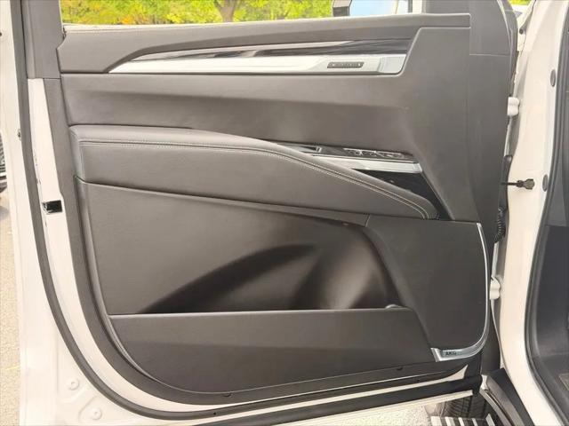 2025 Cadillac Escalade Sport
