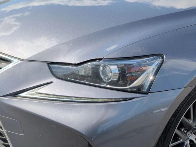 2019 Lexus IS 300 300