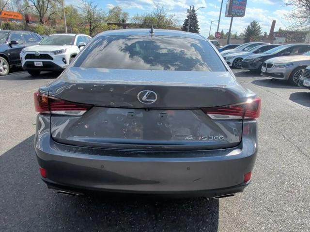 2019 Lexus IS 300 300