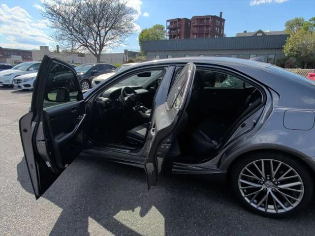 2019 Lexus IS 300 300