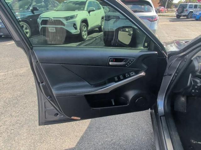 2019 Lexus IS 300 300