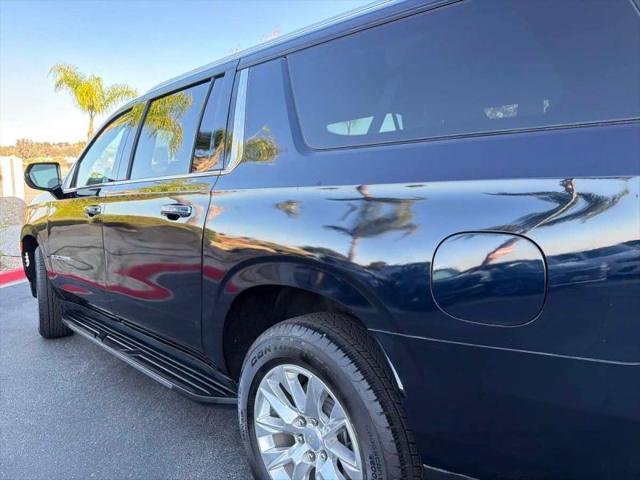 2023 Chevrolet Suburban 2WD Premier